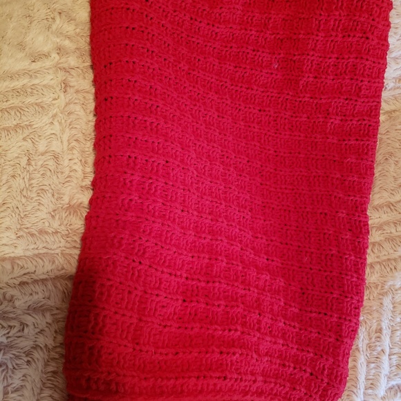 Threshold Bedding | Threshold Reversible Throw Blanket | Poshmark